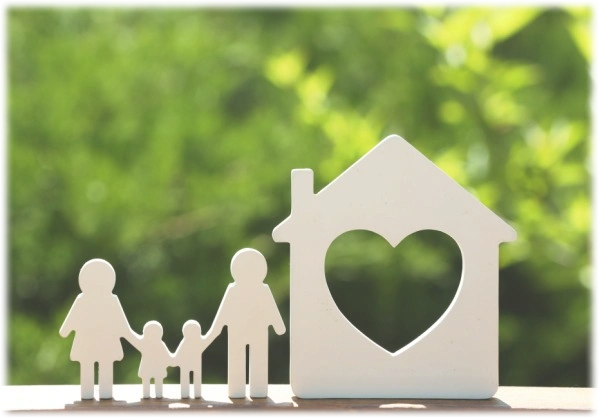 Mehrfamilienhäuser mit Eigentumswohnungen im Wohnquartier Erpolzheim